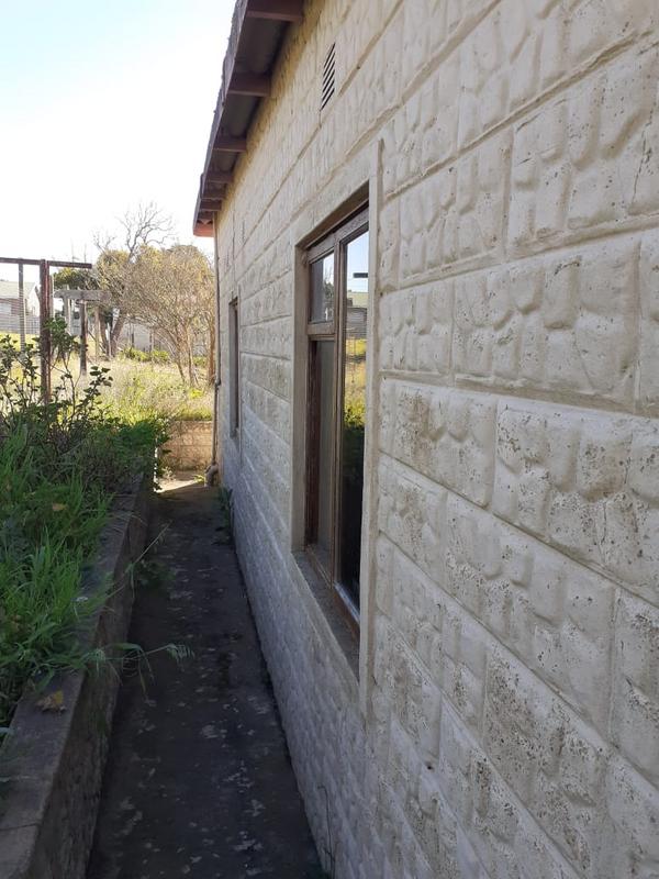4 Bedroom Property for Sale in Albertinia Western Cape